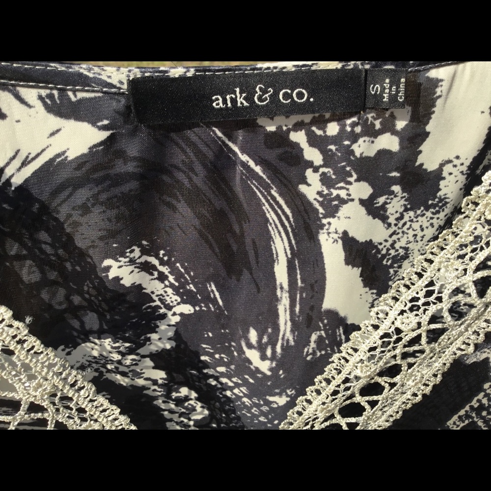 Blouse - Picture 3 of 7